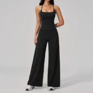Seamless Butt-Lifting Leggings and Sleeveless Top for Pilates - Image 4