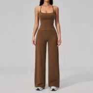 Seamless Butt-Lifting Leggings and Sleeveless Top for Pilates - Image 6