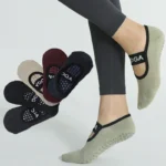 Low-Cut Pilates Socks with a Silicone Dot Grip Sole